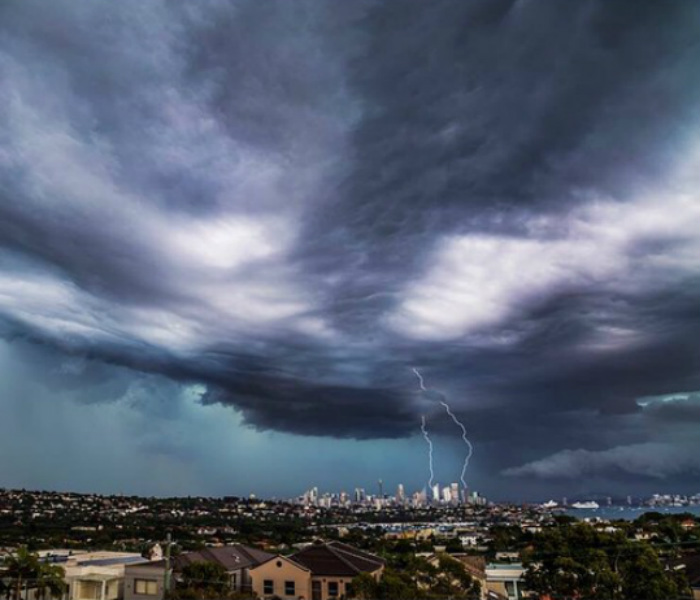 Ridiculous Photos Of Sydney's Summer Storms - Aussie Backpacker ...